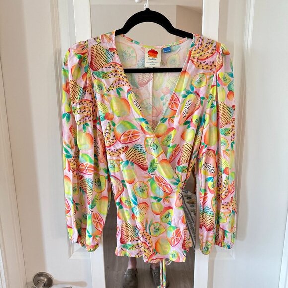 Anthropologie Farm Rio Rainforest Wrap Blouse Size Medium Size Small - Picture 1 of 3
